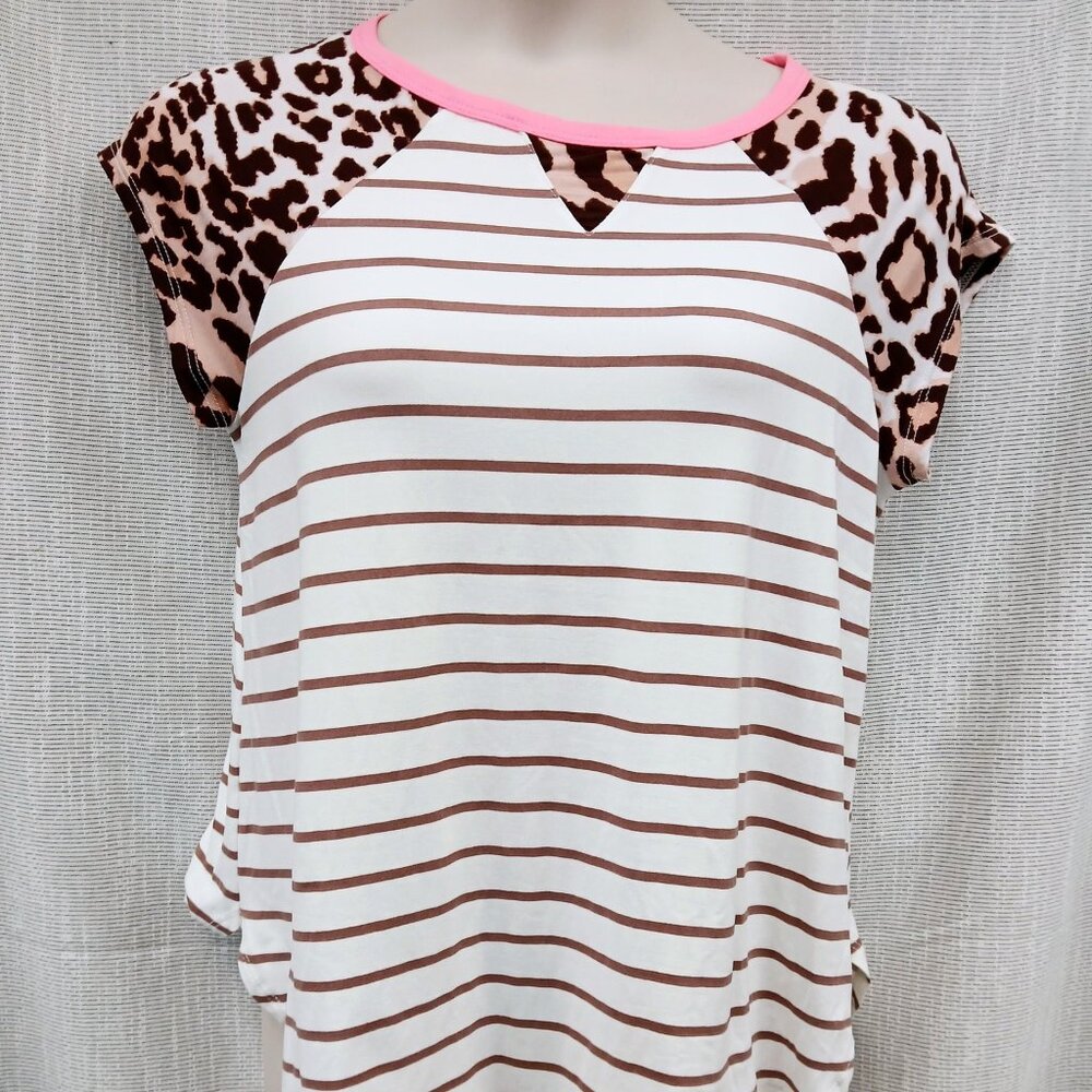 EMERALD WOMENS TOP SHIRT SIZE MEDIUM